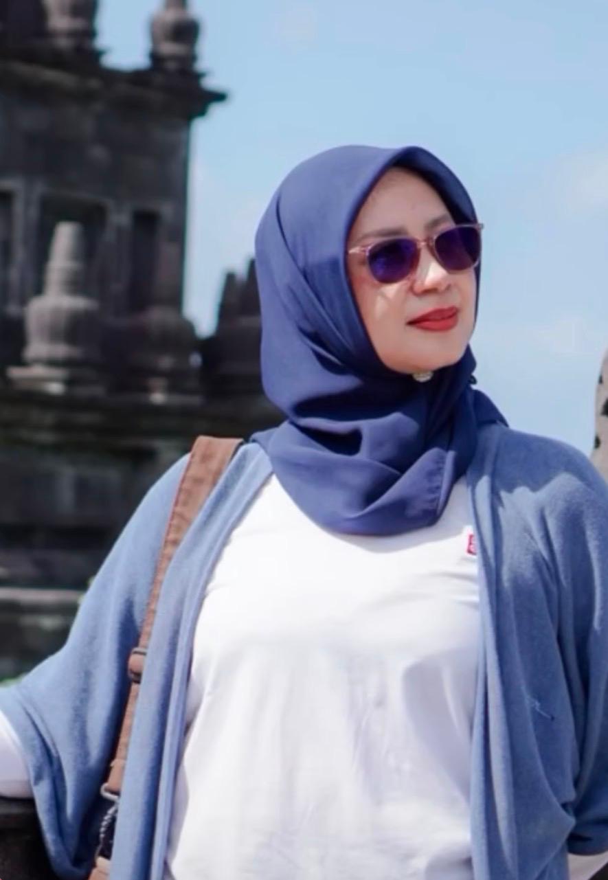 Nunuk Purnawati,S.Pd