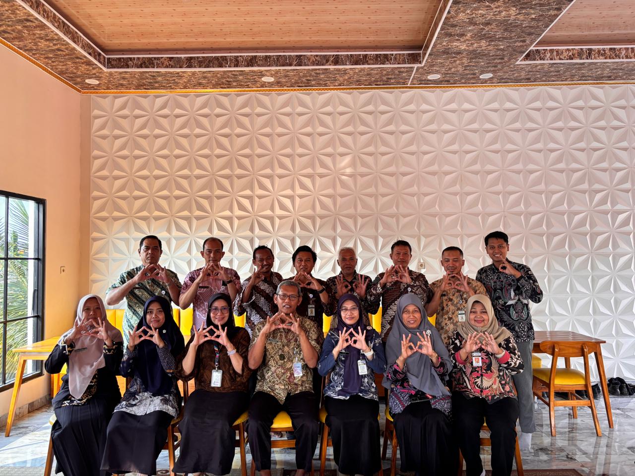 Meneguhkan Arah Sekolah melalui Review KSP dan RKJM dalam Semangat Hari Lahir Pancasila