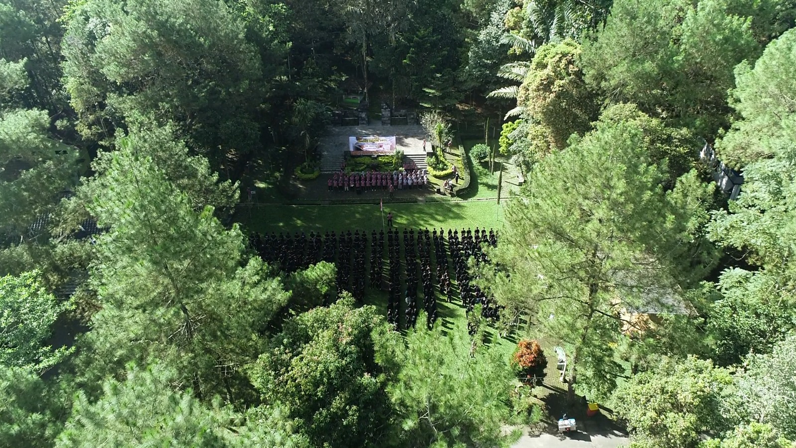 KGPAA. Mangkunagoro I emang sebagus itu ya? Kok jadi tempat pilihan outbound SMK Negeri Jenawi