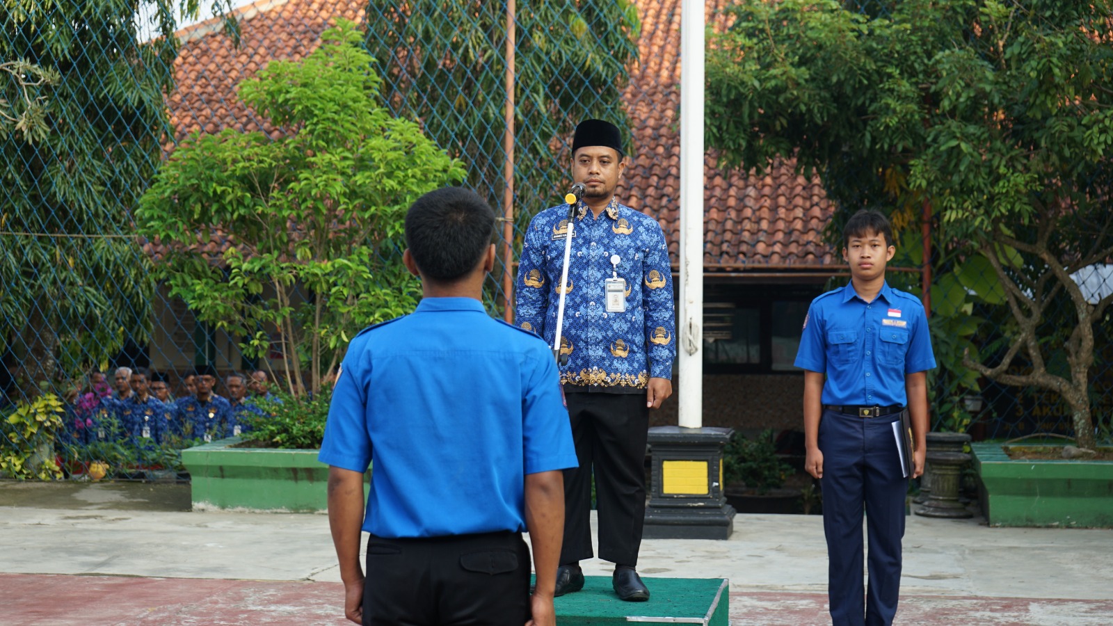 Semangat Nasionalisme Berkobar dalam Upacara Hari Kebangkitan Nasional di SMK Negeri Jenawi
